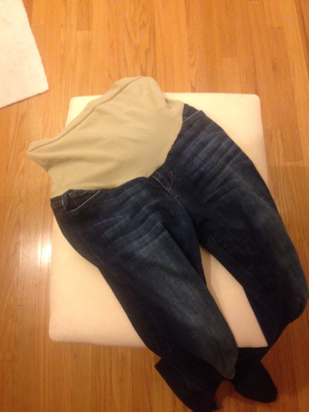 Maternity Jeans Manifesto